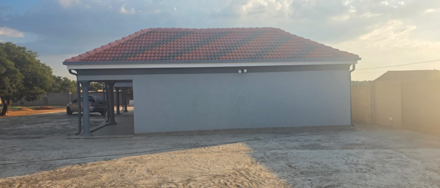 3 Bedroom Property for Sale in Lethlabile North West
